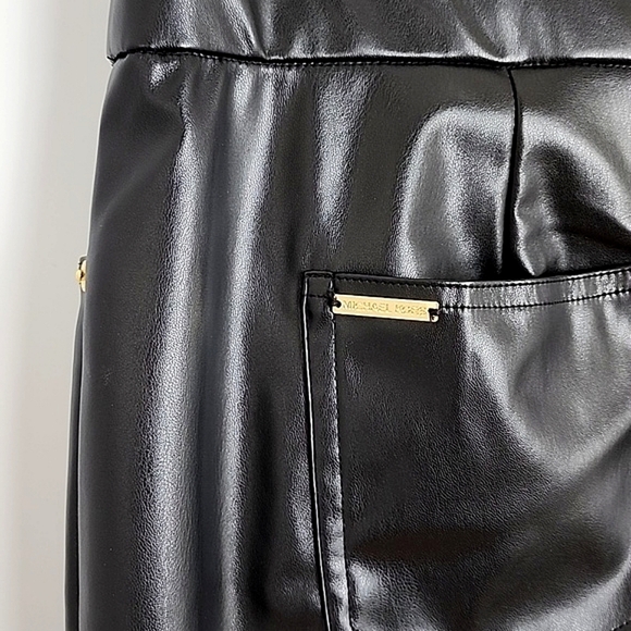 NWT Michael Kors Women's Black Faux Leather Stretch Cropped Pants Size L - Picture 5 of 15